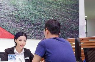 AISS爱丝(黄金版) – 西雅的女骑士美图，为啥我的马都不肯跟我跑呢？