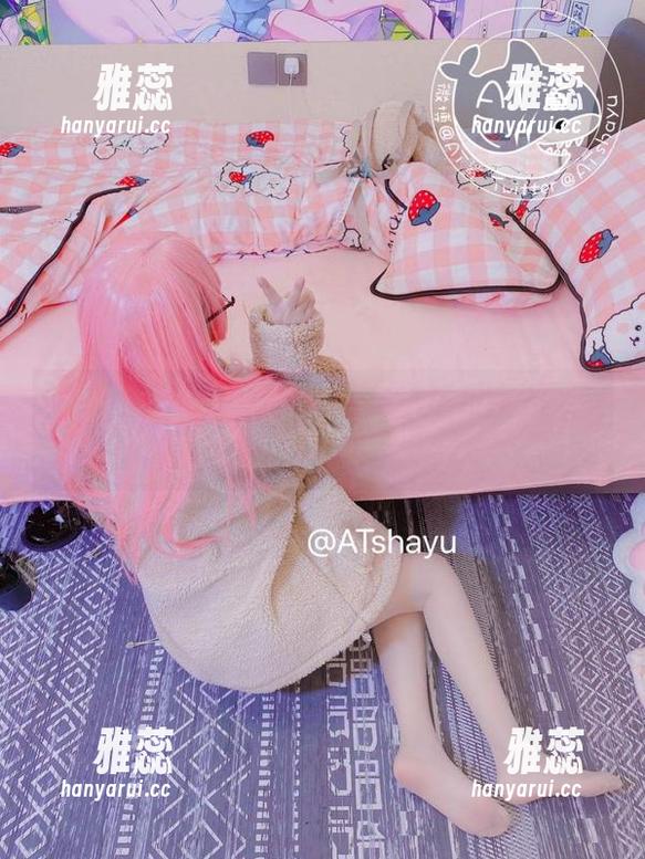 AT鲨 免费图集:AT鲨变身巫女,这反差感太有趣了吧