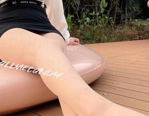 微密圈 – Callmecandy的泳衣季节：无圣光配图包，真是别开生面！