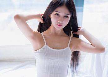 GIRLT果团网 – 免费图集，小九九的毛衣，这画面比我想象的更有意思。