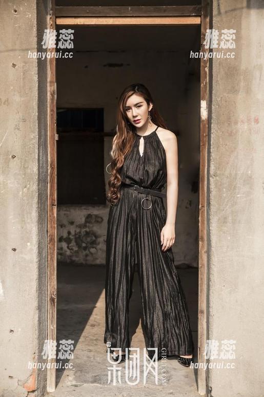 GIRLT果团网-莫雅淇 GIRLT果团网 - 套图大赏:莫雅淇美足,随时准备让你分心!