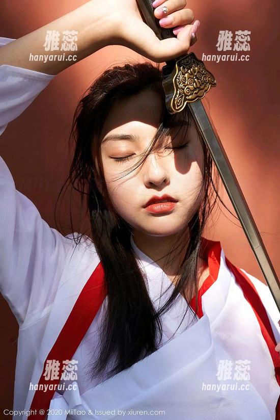 MiiTao蜜桃社 - 一天一幅美图——韵莉娜VANILLA的日常肆无忌惮的“坐享其成”
