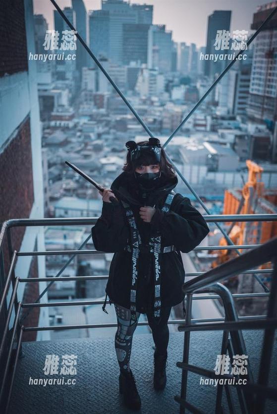 哦，你看！Mimmi(밈미)的圣诞高清写真灿烂到刷屏！