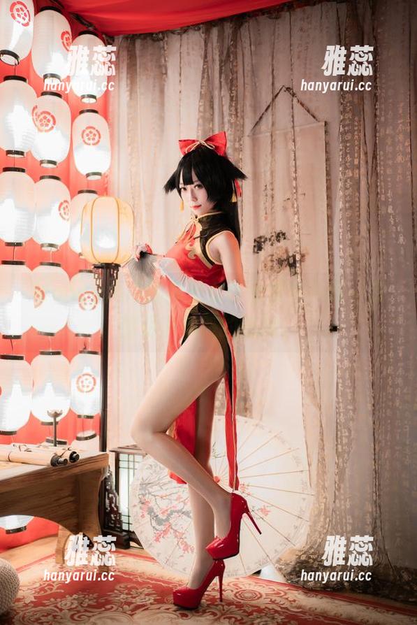 Money冷冷的高叉女仆全集中，每一张都是小心脏的挑战。