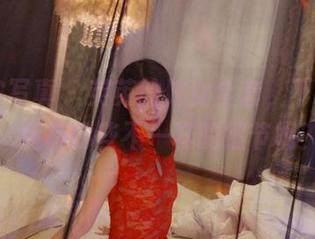 PANS写真 – 英英的修女全套，下载一下，还有哪些不一样的细节呢？
