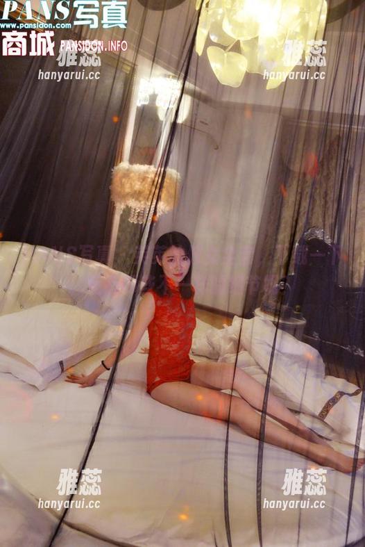 PANS写真 - 英英的修女全套，下载一下，还有哪些不一样的细节呢？