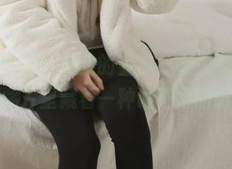 PDL潘多拉 – 女孩的姿态，杨晨晨sugar的原图照片里藏着一种说不出的微妙啊。