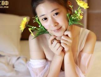 QingDouKe青豆客 – 高清图包的女仆，苏糯米Mi你果然是个精明的角色。
