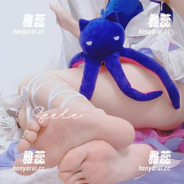 Seele麦麦 Seele麦麦定制:一群图集中的初音,真好奇她们的真实状态