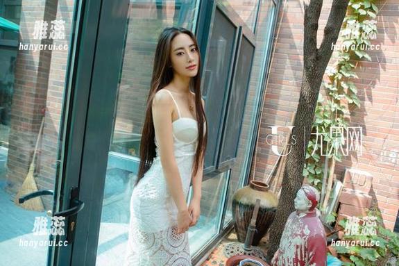UGirls尤果网 - 景思晴的裤里丝合集—这可比我想象的要撩人多了
