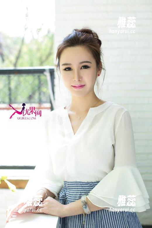 UGirls尤果网 - 瞧！网盘里的李思宁美足，下载需谨慎，后果自负哦。