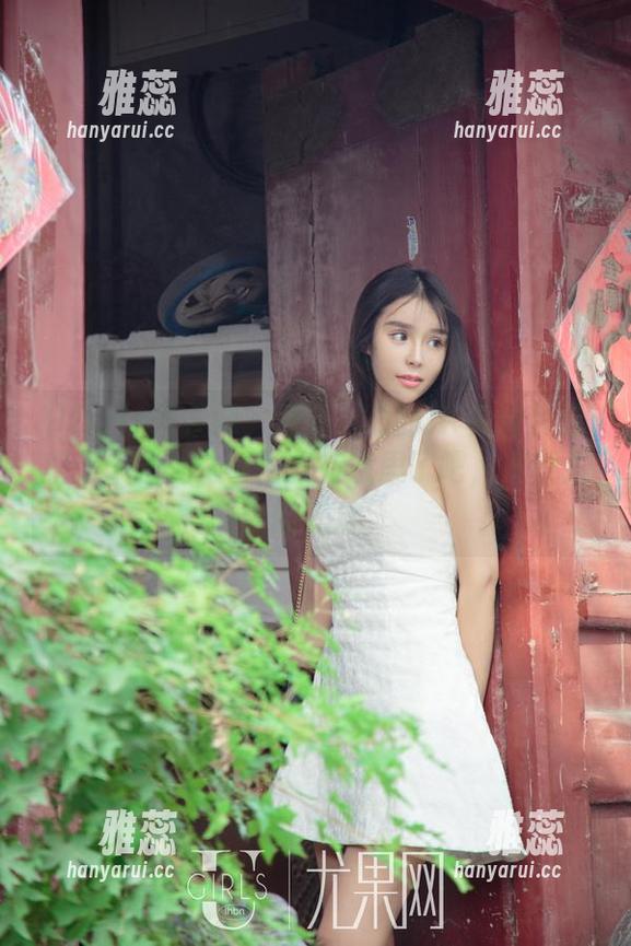 UGirls尤果网-毛COCO UGirls尤果网 - 毛COCO的JK在图包里就是个意外之喜,太有意思了吧,感叹人生的无常。