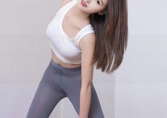 Xiuren秀人网 – Miko酱的比基尼图集——久违的“撞色”对比，能不爱吗？