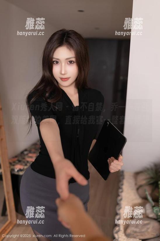 Xiuren秀人网-乔一一 Xiuren秀人网 - 情不自禁,乔一一在西双版纳的美图,直接给我塞一整套套图吧!
