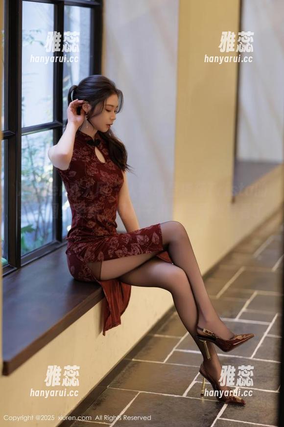 Xiuren秀人网-瑞莎Trista Xiuren秀人网 - 人物明星瑞莎Trista的圣诞图集更新,红鼻子小鹿都要躲着看了!