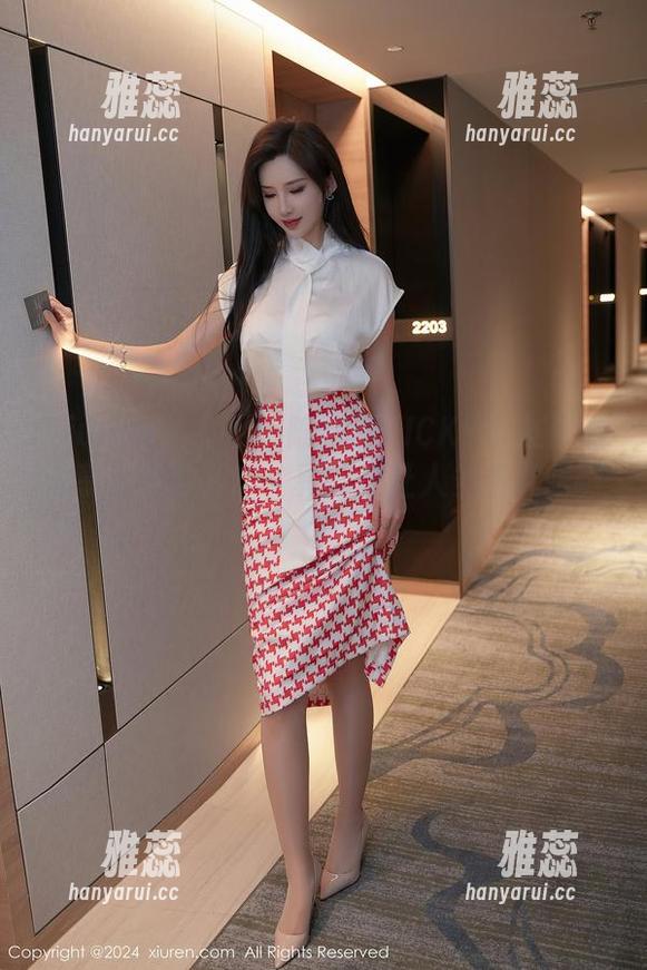 Xiuren秀人网-陈雅漫VICKY Xiuren秀人网 - 陈雅漫VICKY女友作品分享:这种姿态,真的想让人多看几眼啊!