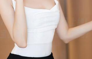 Xiuren秀人网 – 圣诞作品上线！龙女宝宝的最新共享，点个赞吗？
