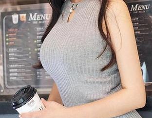 YouMi尤蜜荟 – 娜依灵儿的美足？更新图，多了几分诱惑啊！
