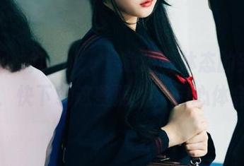 Zia(지아)Loozy，放松与体态的完美结合，快下载这些照片，用心体会！