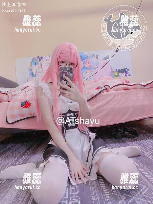at鲨鱼 at鲨鱼的私拍连体衣:我只是路过,结果却被吸引住了