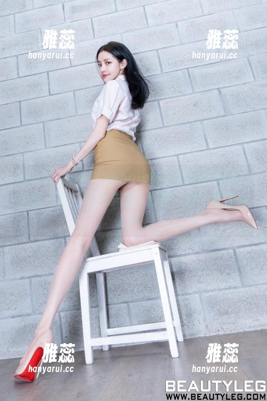 beautyleg-Leonie beautyleg - Leonie的套装流行报告:美图一出,谁与争锋!好吧,除了我的懒人风。