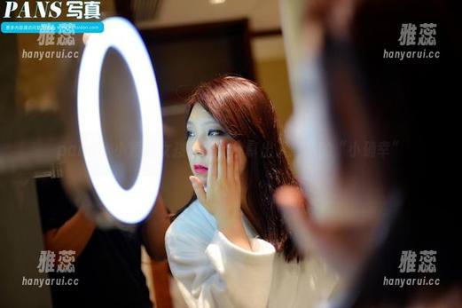 pans-小颖 pans - 小颖的女孩套图,分享出人意料的“小确幸”