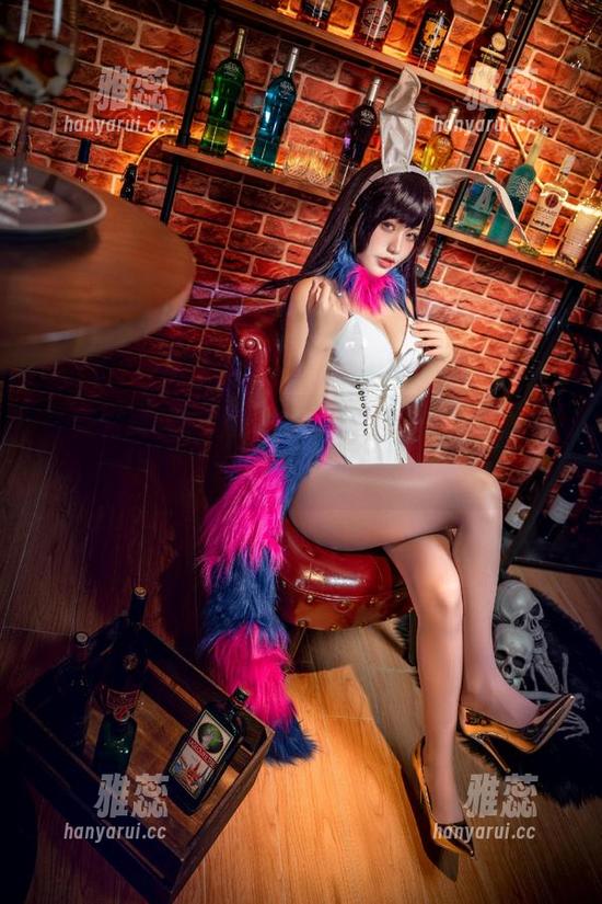 一笑芳香沁 一笑芳香沁:制服写真,福利多得让人不知所措!