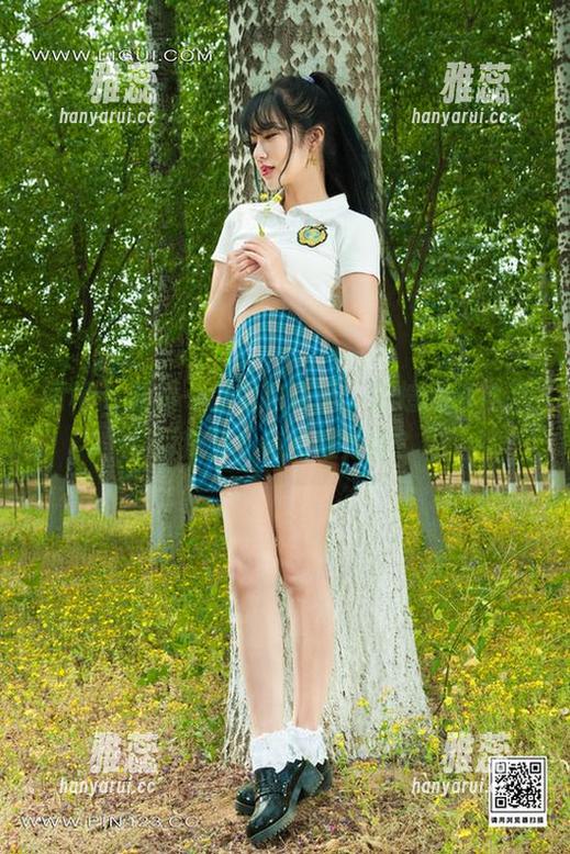 丽柜-煊煊 丽柜 - 新模一品图包精选,煊煊的眼神杀到我了,有点难处理?