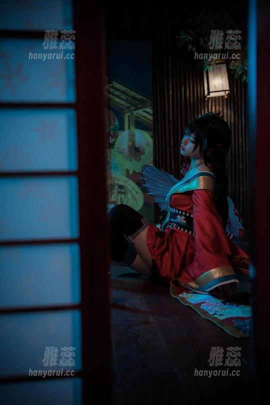 伊喵君_Nya 伊喵君_Nya的无圣光美图,圣诞礼物想与之共享