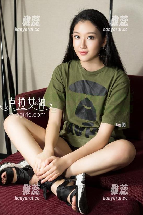 克拉女神-依依 克拉女神 - 依依的最新更新来了,娇艳玉体这次又搞了些“花样”,等着被惊艳吧。