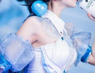 六二二同学w的图包：骑上机车，风中摇曳的少女们！