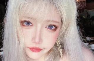 啾小妍的妍宝合集，浓厚的稀奇感和点点坏意，屡试不爽的完美搭配