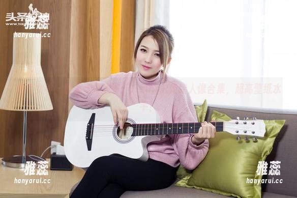 头条女神-JennyR 头条女神 - 脸部表情大赛:JennyR情绪人像合集,超高壁纸水平!