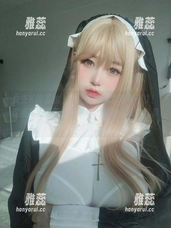 女主K的蕾丝，想下载图库里的每一寸！这感觉就像沉迷于某个美妙的幻想中，真是无解。