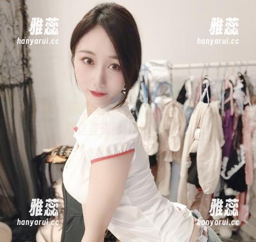 微密圈 - 见证小玉吃果冻的肉丝风采，快下载这些美图，绝对过瘾！
