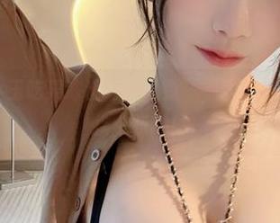 微密圈 – 小玉吃果冻出海捕“鱼”，黑渔网原图，免费捞个乐吧！
