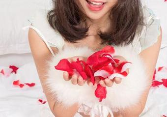 尤果网 – 美图中的李思宁：内衣合集，你敢不敢点开？