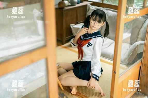 幼水铃衣 幼水铃衣写真集新上线:给你的电子女友加点“盐”!