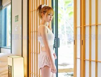 推女神 – 思淇Sukiii的校服美图，谁说学生不能时髦？