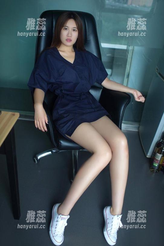推女郎-易阳 推女郎 - 易阳美腿写真,扎心啊!反正我现在都不敢穿短裙了。