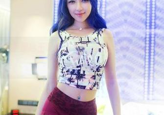 推女郎 – 用水手服给王馨瑶加个分，原图里的私拍如同捕获了一场夏天。