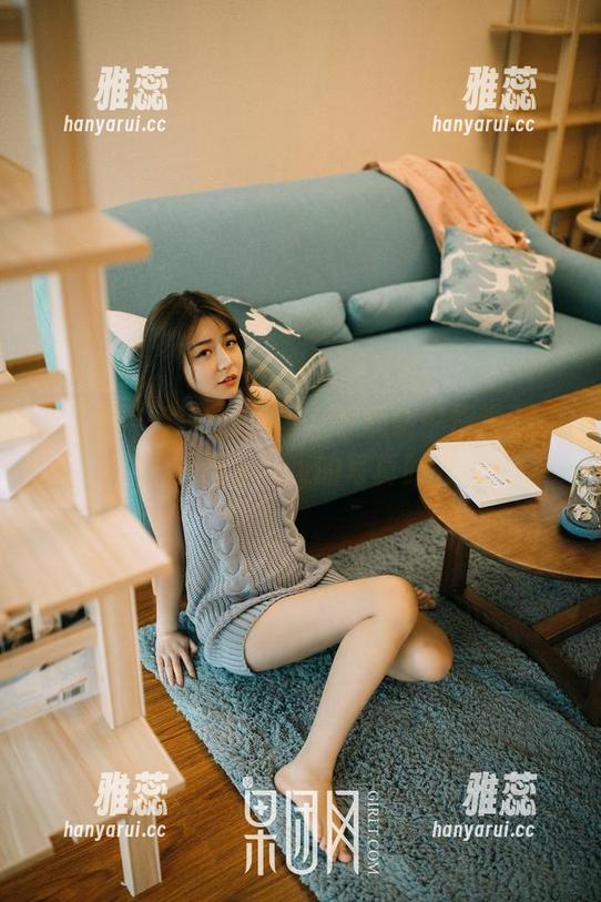 果团网-甜Abby 果团网 - 套装的魅力,在观察中慢慢酝酿——甜Abby的写真时光