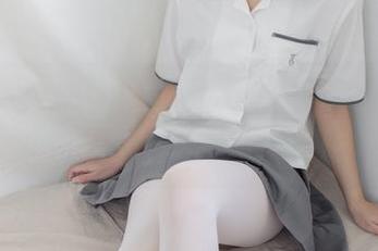 森萝财团的“黑丝网袜免女郎”免费试用，难以抗拒的诱惑？
