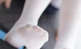 森萝财团的私拍，热裤白丝在这儿等你来发掘资源的乐趣。