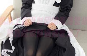 拿起手机换上森萝财团的高清壁纸，女仆把我的烦恼通通收走了