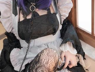 在墙间的蒸汽中：清水由乃的浴室私拍，意外的安静