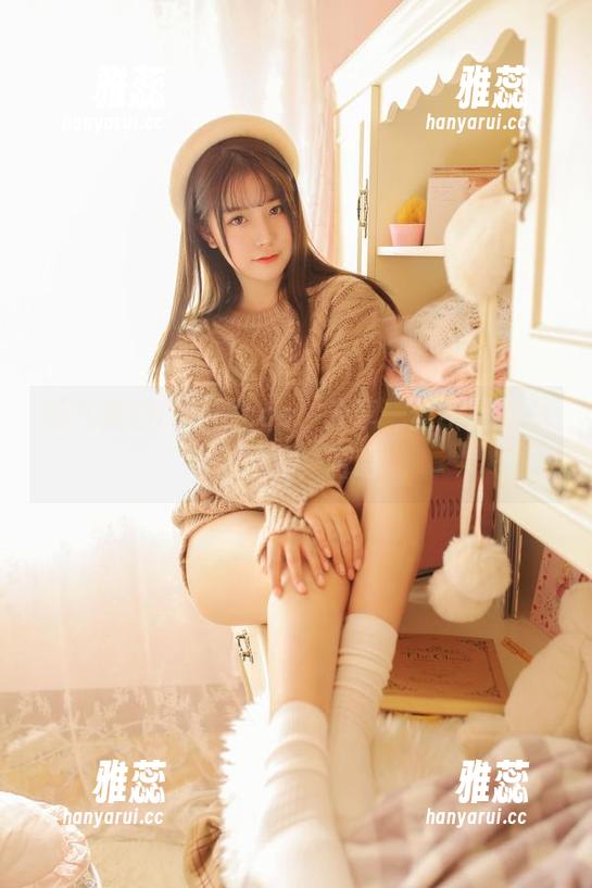 猫九酱的体操服cos，分享一丝不羁的运动灵魂，哈哈