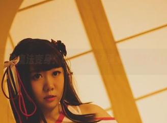 甜糖大魔王的魔法变身：cos妈妈子巫女，绝对不止有甜食！