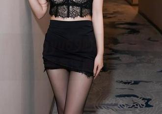 秀人网 – lingyu69的内衣合集，谁说内衣不能有深度与广度？