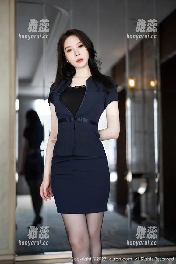 秀人网-爱丽莎Lisa 秀人网 - 看!爱丽莎Lisa的写真集飞过来了,天使一般的搞怪分享让你意想不到!